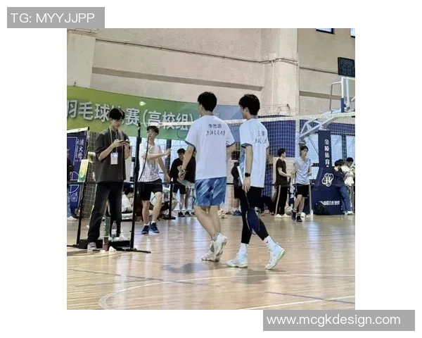 上海羽毛球队在选拔赛中以61分稳居积分榜首位 上海羽毛球队在选拔赛中以61分稳居积分榜首位